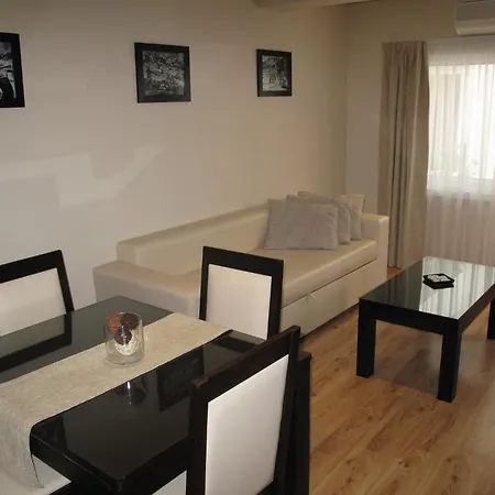 Appartement Platinum Kakopetriá